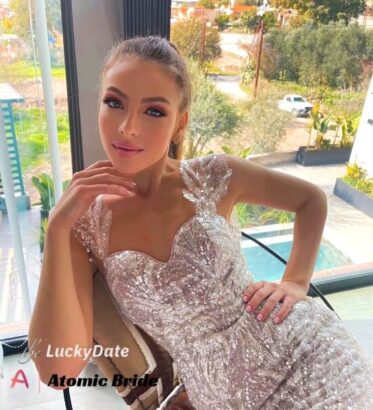 Revisión de TheLuckyDate: un sitio web legítimo para la comunicación en línea