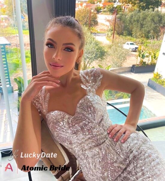 Revisión de TheLuckyDate: un sitio web legítimo para la comunicación en línea