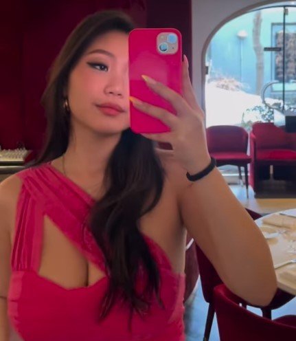 Isabel Profile image 3