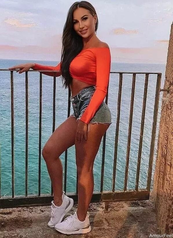 Hanna, 31