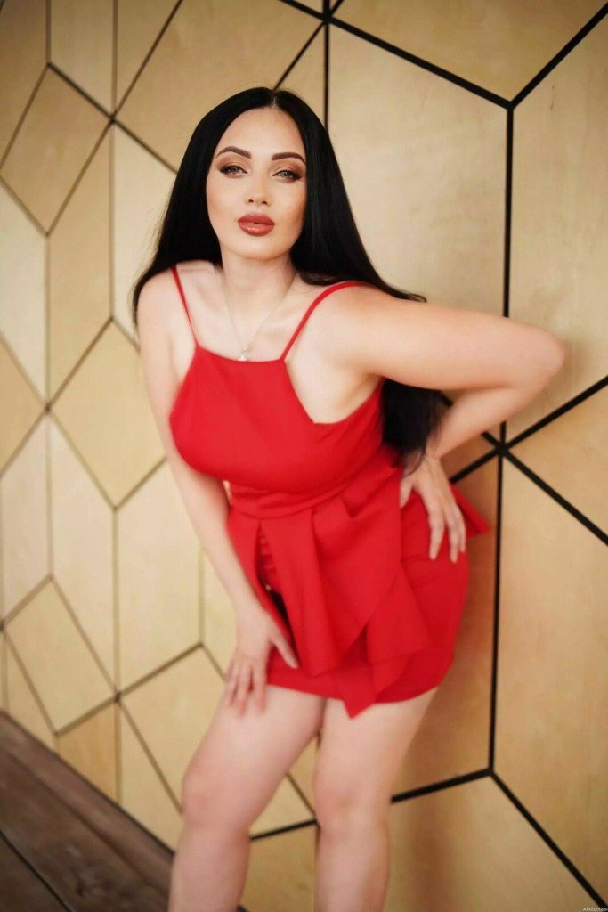 Polina Profile image 2