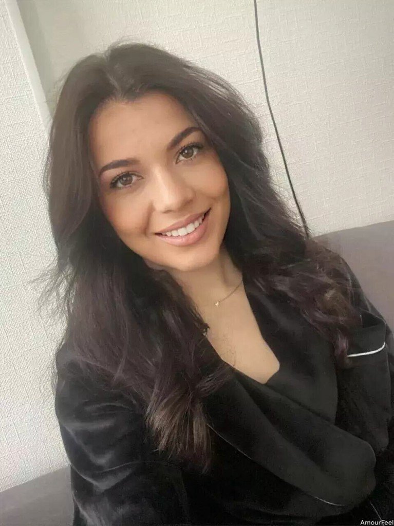 Innessa, 25