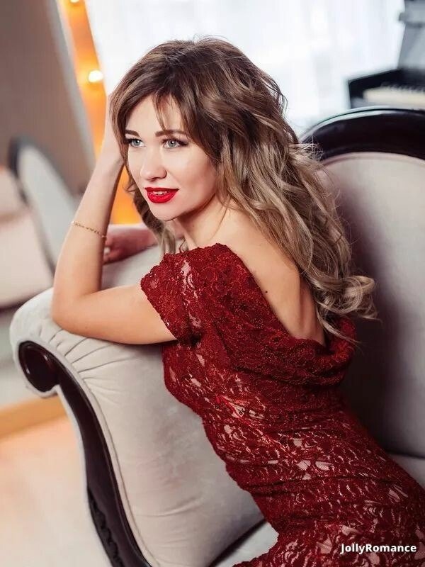 Ekaterina Profile image 4