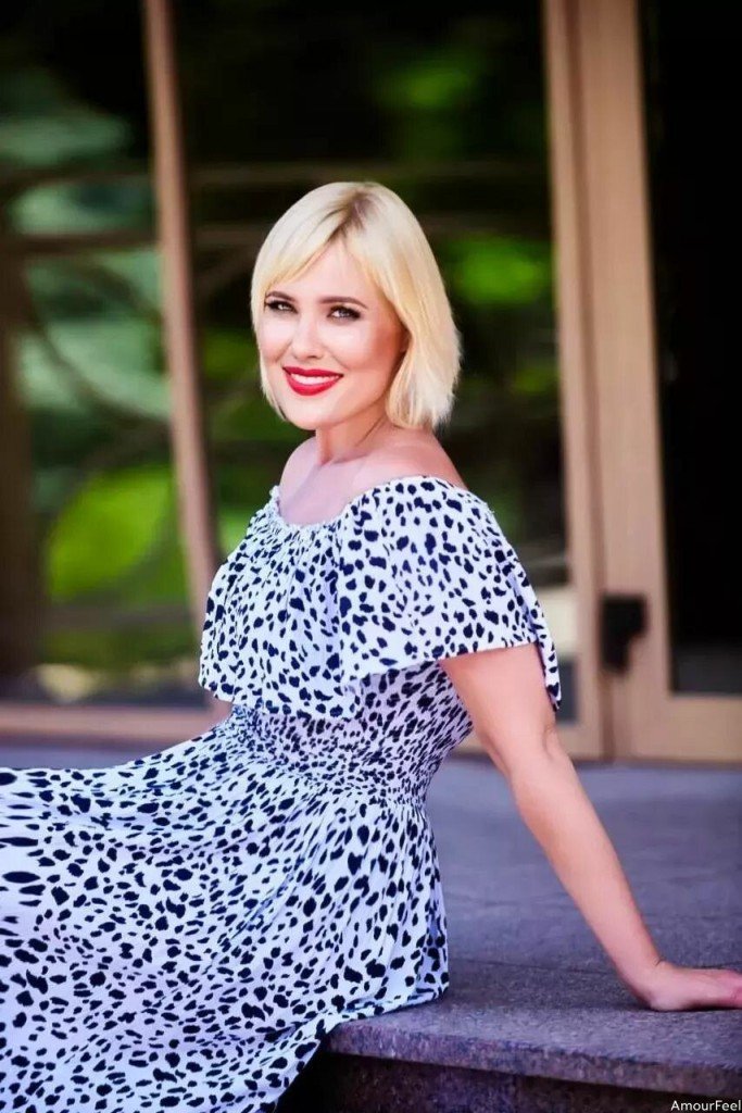 Valentyna Profile image 1