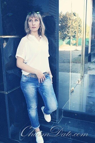 Tina Profile image 4