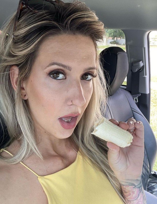 Masha K. Profile image 1