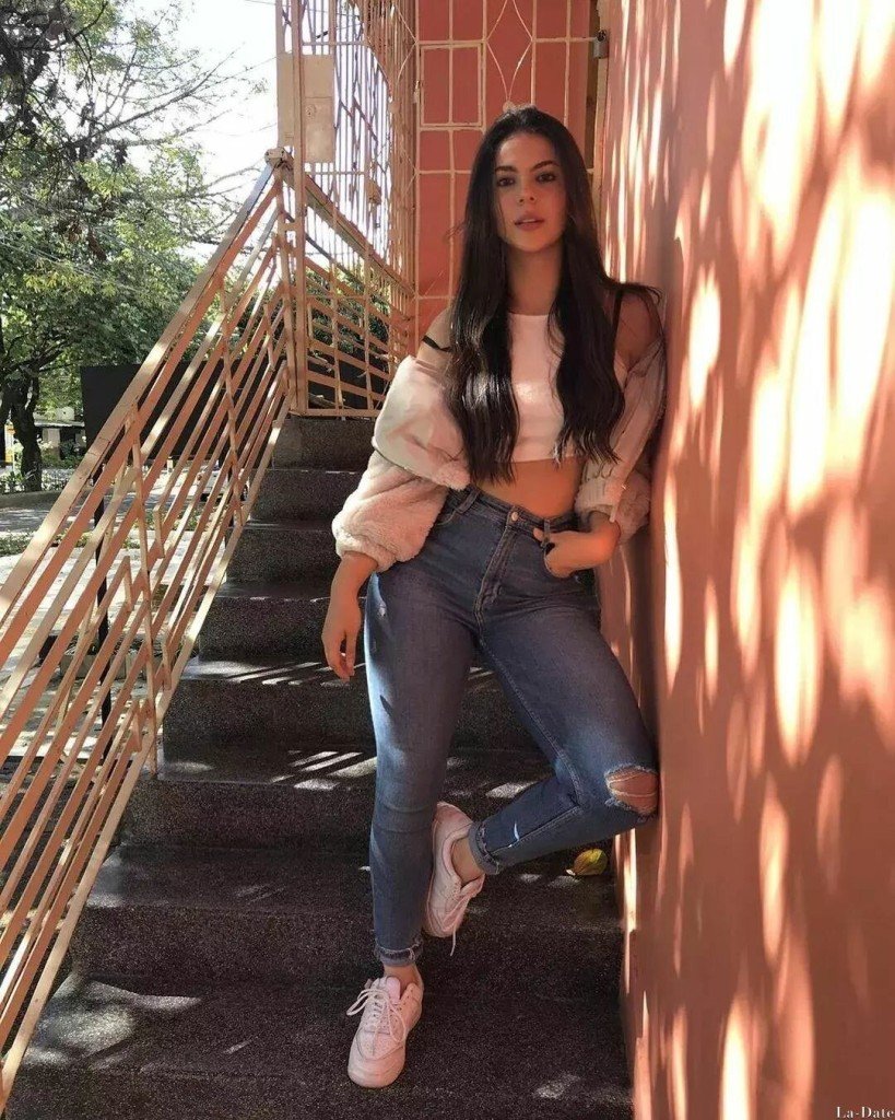 Maria Profile image 2