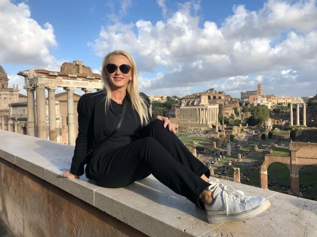 Oksana Profile image 13